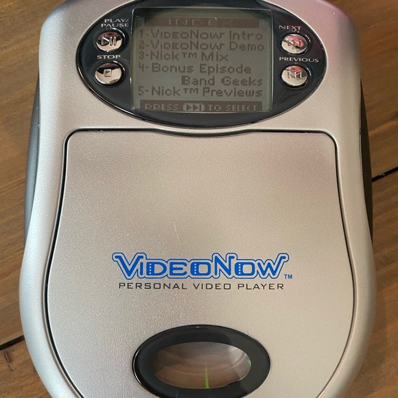 Video now player & 3 disc pack - Picture 2 of 8